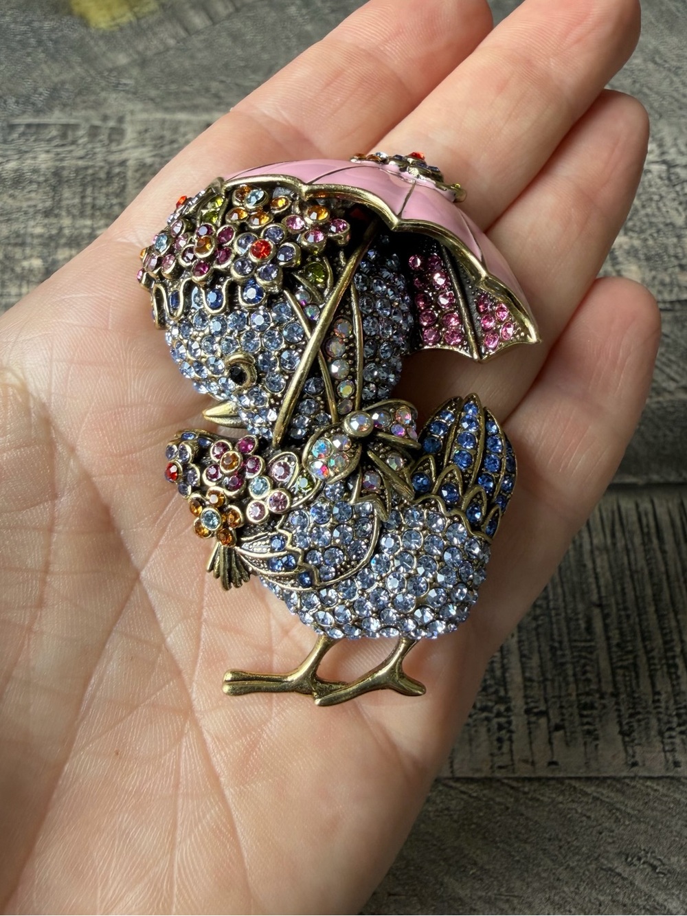 Heidi Daus ‘Rainy Chick’ Brooch